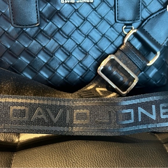 David Jones Black Woven Satchel Bag with Adjustable Strap - Picture 3 of 5